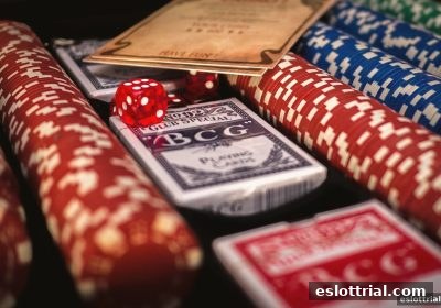 电子游艺试玩深度解析：破除骰宝大小押注的四大思维陷阱