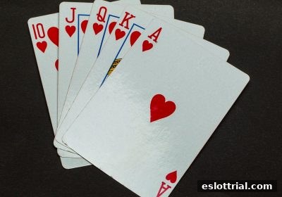 电子游艺试玩中，冷静心态如何成为胜负手？