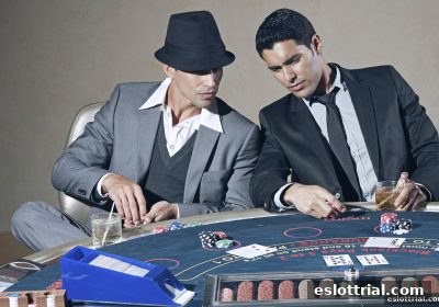 电子游艺试玩：免实名出款棋牌游戏的风格解析与实战技巧