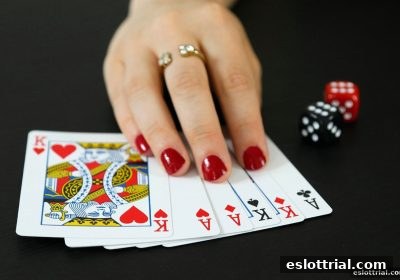 电子游艺试玩：德州扑克翻牌阶段制胜技巧深度解析