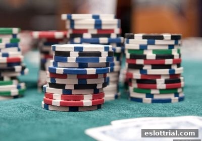 电子游艺试玩：推牌九布局技巧与买球对冲策略的实用解析