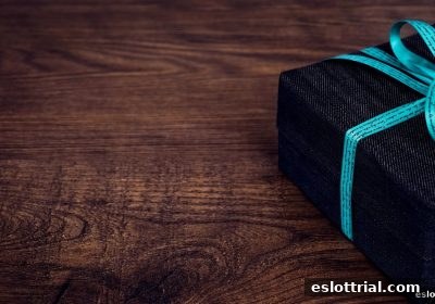 极速赛车老虎机电子游艺试玩：道德困境与法律争议全景解读