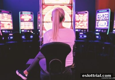 电子游艺试玩揭秘：免费旋转对平台评级的真实影响力